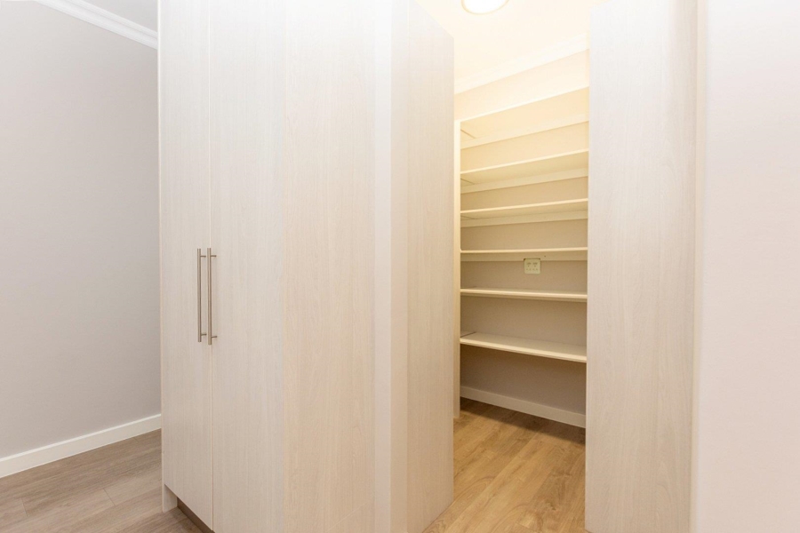 4 Bedroom Property for Sale in Myburgh Park Western Cape